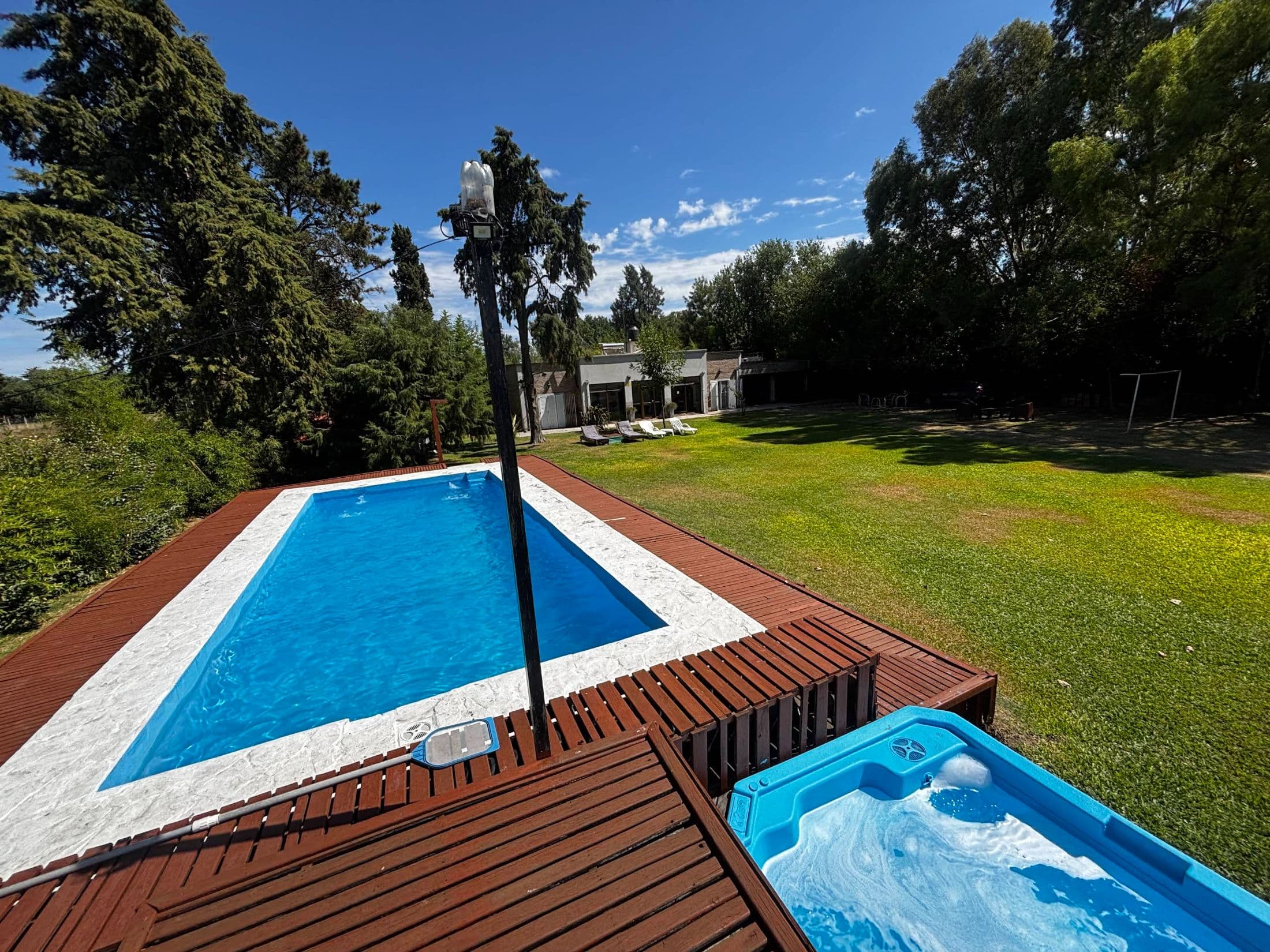 Quinta con pileta y jacuzzi